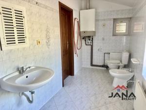 Prodej rodinného domu, Frýdštejn, 332 m2