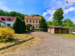 Prodej rodinného domu, Petrovice, 360 m2
