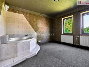 Prodej rodinného domu, Petrovice, 360 m2
