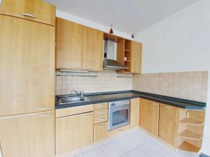 Pronájem bytu 1+kk, Praha - Košíře, Naskové, 55 m2