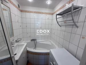 Prodej bytu 3+1, Praha - Černý Most, Cíglerova, 67 m2
