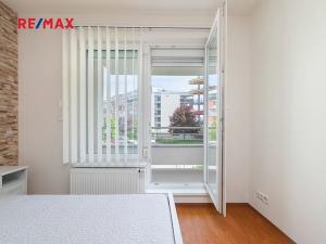 Pronájem bytu 2+kk, Praha - Zličín, Sazovická, 48 m2