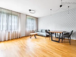Prodej bytu 3+kk, Praha - Holešovice, U průhonu, 75 m2