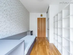 Prodej bytu 3+kk, Praha - Holešovice, U průhonu, 75 m2