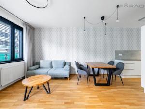 Pronájem bytu 3+kk, Praha - Holešovice, U průhonu, 75 m2