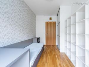 Pronájem bytu 3+kk, Praha - Holešovice, U průhonu, 75 m2