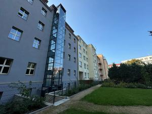 Pronájem bytu 1+kk, Praha - Dejvice, 19 m2