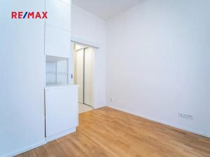 Prodej atypického bytu, Praha - Nové Město, Příčná, 12 m2