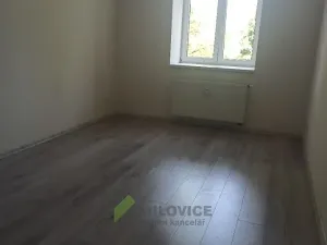 Prodej bytu 1+kk, Milovice, Slepá, 25 m2