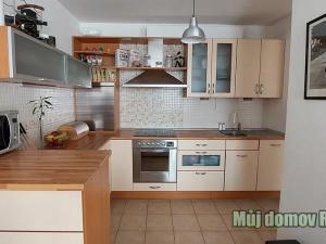 Pronájem bytu 3+kk, Praha - Libeň, Nad Okrouhlíkem, 83 m2
