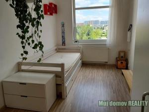 Pronájem bytu 3+kk, Praha - Libeň, Nad Okrouhlíkem, 83 m2