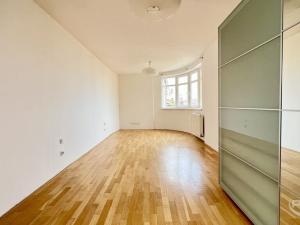 Prodej bytu 2+kk, Praha - Vinohrady, Boleslavská, 72 m2
