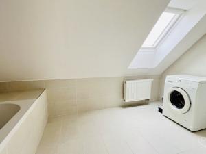 Prodej bytu 2+kk, Praha - Vinohrady, Boleslavská, 72 m2