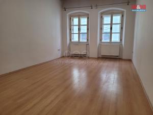 Pronájem bytu 1+kk, Kolín - Kolín I, Karlova, 35 m2