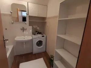 Prodej bytu 3+kk, Libčice nad Vltavou, 58 m2