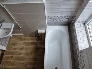 Pronájem bytu 2+1, České Budějovice, Dukelská, 84 m2