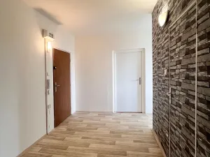 Pronájem bytu 2+1, Jirkov, Hornická, 55 m2