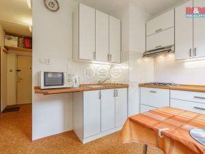 Prodej bytu 1+1, Karlovy Vary, Krymská, 37 m2