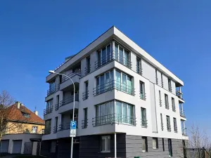 Pronájem bytu 3+kk, Praha - Smíchov, U Dívčích hradů, 123 m2