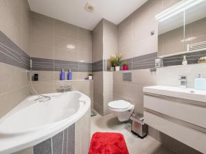 Prodej bytu 4+kk, Praha - Dejvice, Heinemannova, 136 m2