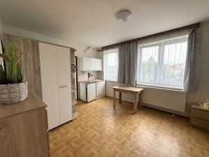 Pronájem bytu 1+kk, Kuřim, Wolkerova, 22 m2