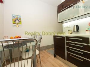 Prodej bytu 3+1, Opava, Olomoucká, 65 m2