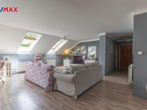 Prodej rodinného domu, Lom, Komenského, 300 m2