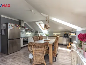 Prodej rodinného domu, Lom, Komenského, 300 m2