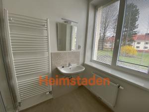 Pronájem bytu 2+kk, Ostrava - Kunčičky, Nadační, 47 m2