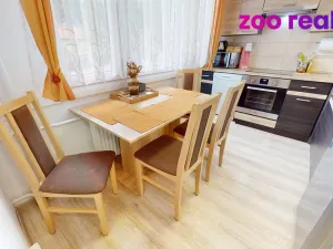 Prodej bytu 3+1, Volary, Sídl. Míru, 70 m2