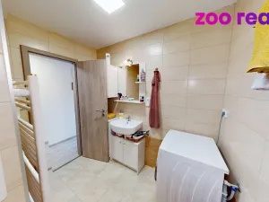 Prodej bytu 3+1, Volary, Sídl. Míru, 70 m2