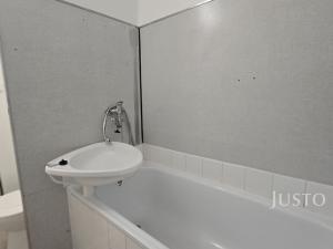 Pronájem bytu 2+1, Písek - Pražské Předměstí, Na Stínadlech, 64 m2