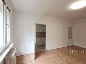 Pronájem bytu 2+1, Písek - Pražské Předměstí, Na Stínadlech, 64 m2