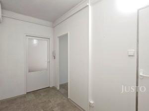 Pronájem bytu 2+1, Písek - Pražské Předměstí, Na Stínadlech, 64 m2