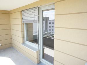 Pronájem bytu 1+kk, Praha - Vysočany, Svatošových, 45 m2
