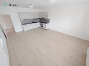 Pronájem bytu 3+kk, Liberec, nám. Tržní, 79 m2