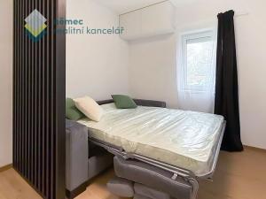 Prodej bytu 1+kk, Šestajovice, Revoluční, 18 m2