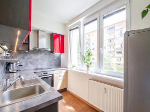Prodej bytu 2+1, Praha - Kamýk, Cihlářova, 66 m2