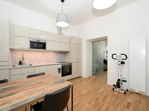 Prodej bytu 1+1, Praha - Smíchov, Pivovarská, 56 m2