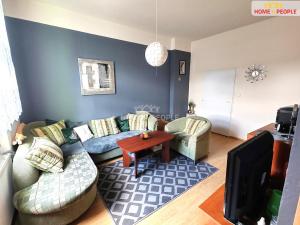 Prodej bytu 3+1, Karlovy Vary - Dvory, Chebská, 69 m2