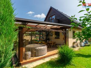 Prodej chaty, Vinary, 70 m2