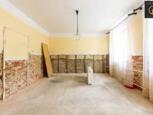 Prodej bytu 2+1, Krnov - Pod Cvilínem, 9. května, 65 m2