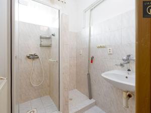 Prodej bytu 2+1, Krnov - Pod Cvilínem, 9. května, 65 m2