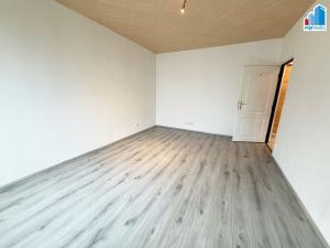 Pronájem bytu 2+1, Poběžovice, Budovatelů, 62 m2
