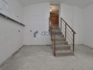 Pronájem obchodního prostoru, Praha, Rybalkova, 105 m2