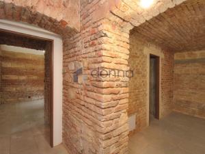 Pronájem obchodního prostoru, Praha, Rybalkova, 105 m2