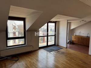 Pronájem bytu 3+kk, Praha - Libeň, Podvinný mlýn, 75 m2