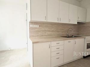Pronájem bytu 2+1, Písek, Na Stínadlech, 64 m2