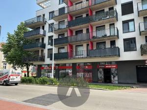 Pronájem garážového stání, Brno, U Červeného mlýna, 16 m2