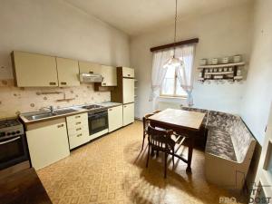 Prodej bytu 3+1, Olomouc, Komenského, 111 m2